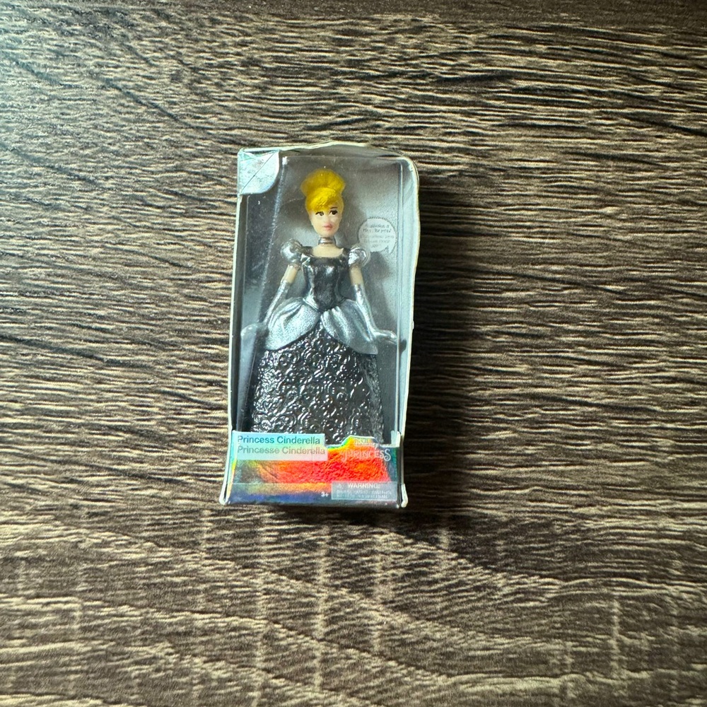 Disney Cinderella, mini figure
